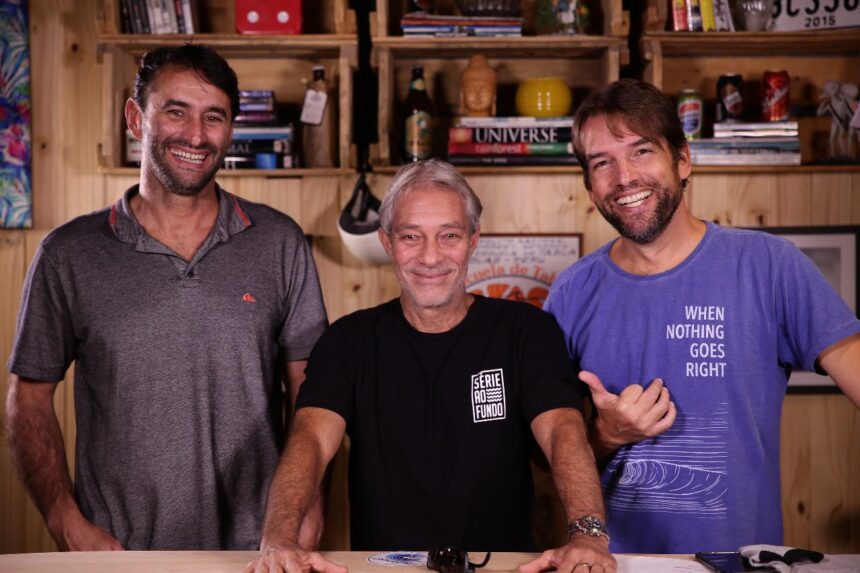 Canal de surf assina collab com Santacosta