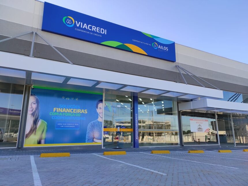 Viacredi chega ao 100º posto de atendimento