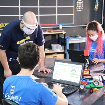 SESI Blumenau participa do Torneio de Robótica