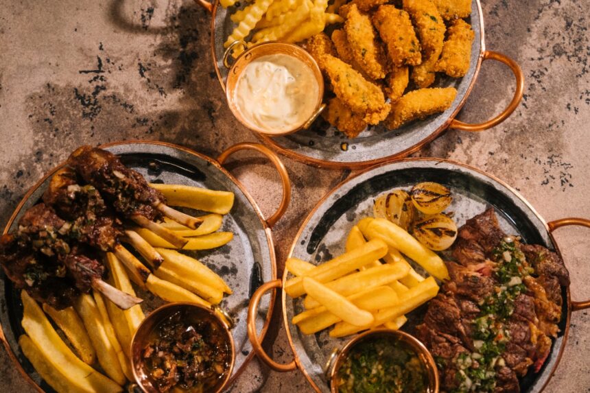 Tróia Bar inaugura nesta sexta-feira em Blumenau