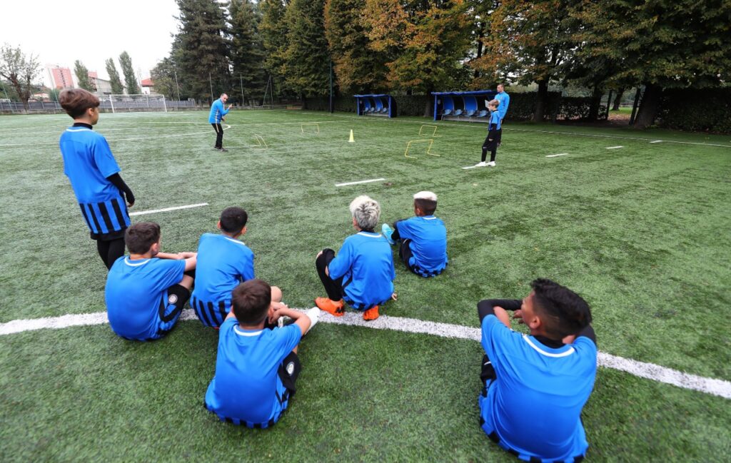 Inter Academy Blumenau incentiva a prática desportiva para crianças e adolescentes