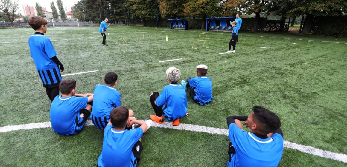 Inter Academy Blumenau incentiva a prática desportiva para crianças e adolescentes