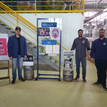 Cerveja Blumenau produz Bock em homenagem a Feldmann