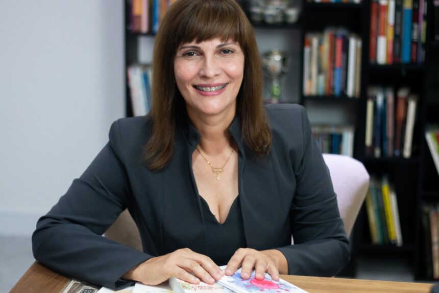 Filósofa Suzi Mariah dá dicas de espiritualidade e como superar os traumas da pandemia