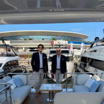 Iate de luxo fabricado no Brasil é exposto no Cannes Yachting Festival 2021