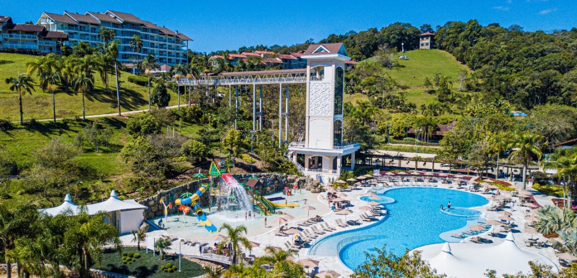 Fazzenda Park Hotel divulga programação para férias de janeiro e Carnaval 2022