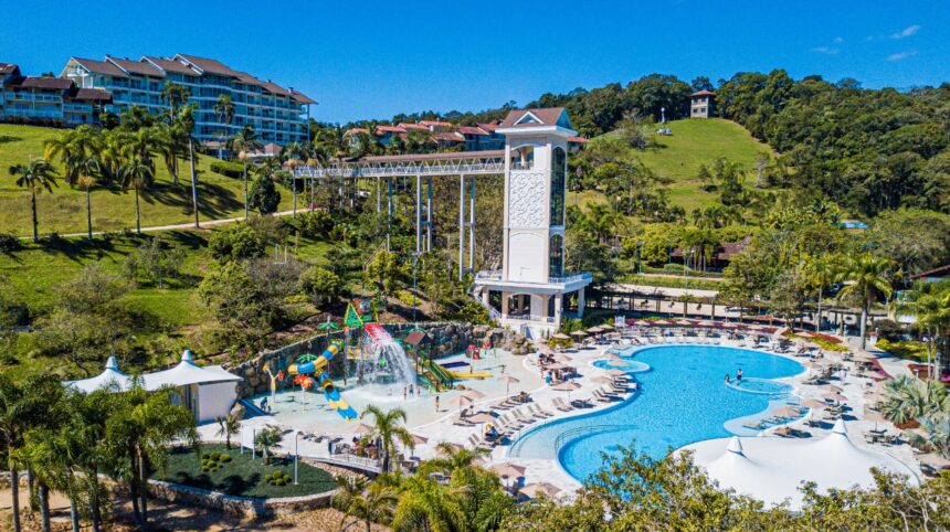 Fazzenda Park Hotel divulga programação para férias de janeiro e Carnaval 2022