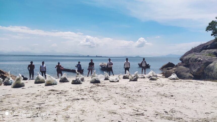 ONG e empresa com sede em SC promovem limpeza na Ilha do Mel nesta sexta (24)