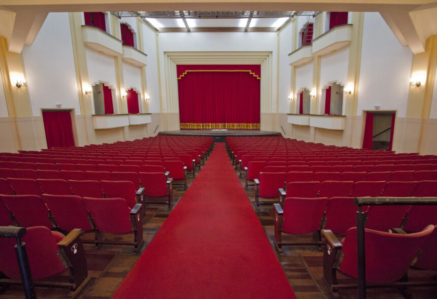Concerto gratuito marca a retomada de eventos no Teatro Carlos Gomes