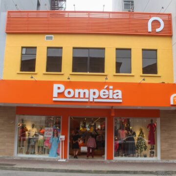 Lojas Pompéia inaugura em Blumenau