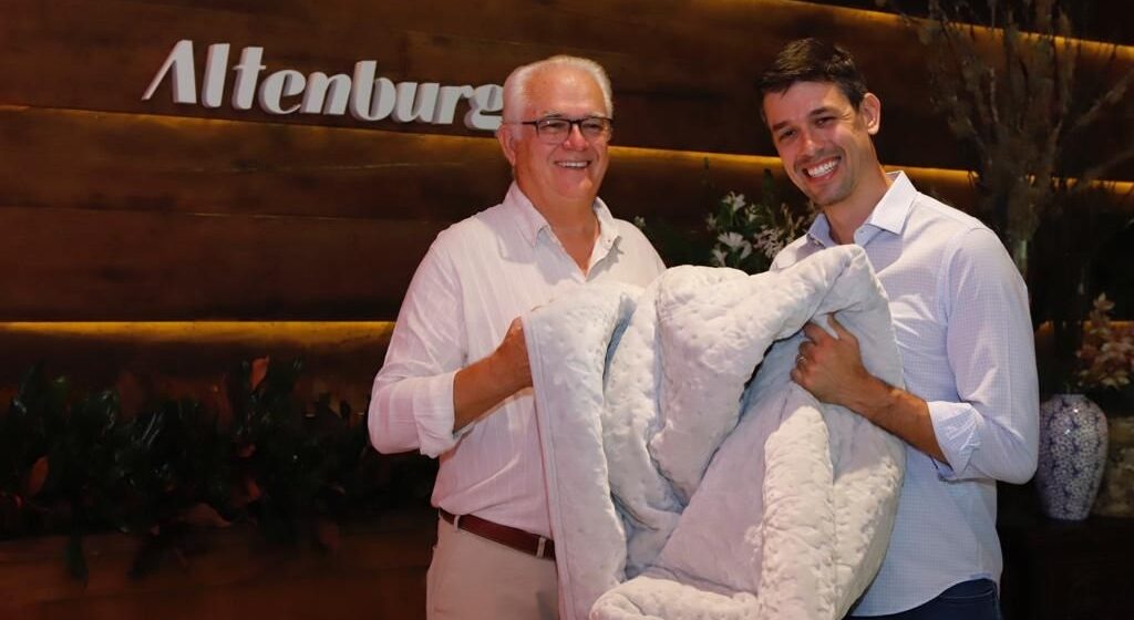 Altenburg apresenta ao trade nova coleção de produtos