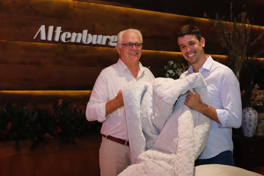 Altenburg apresenta ao trade nova coleção de produtos