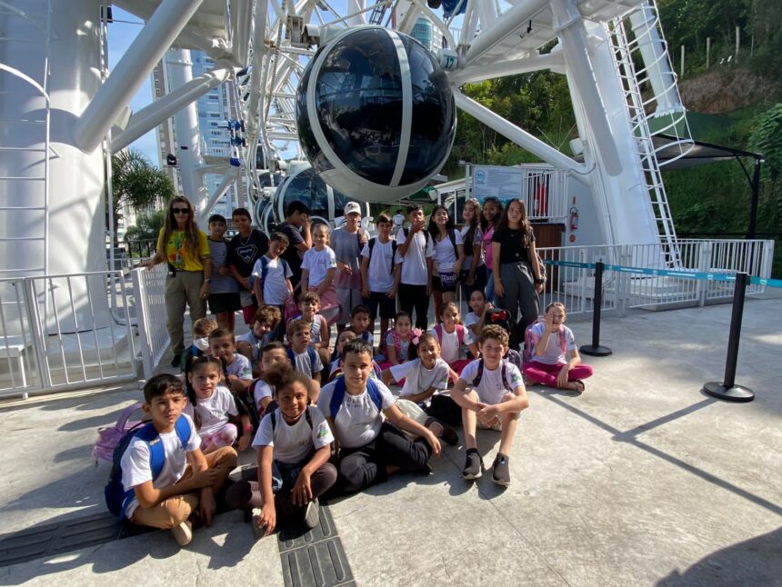 FG BIG WHEEL proporciona alegria a crianças de instituições da região de Balneário Camboriú