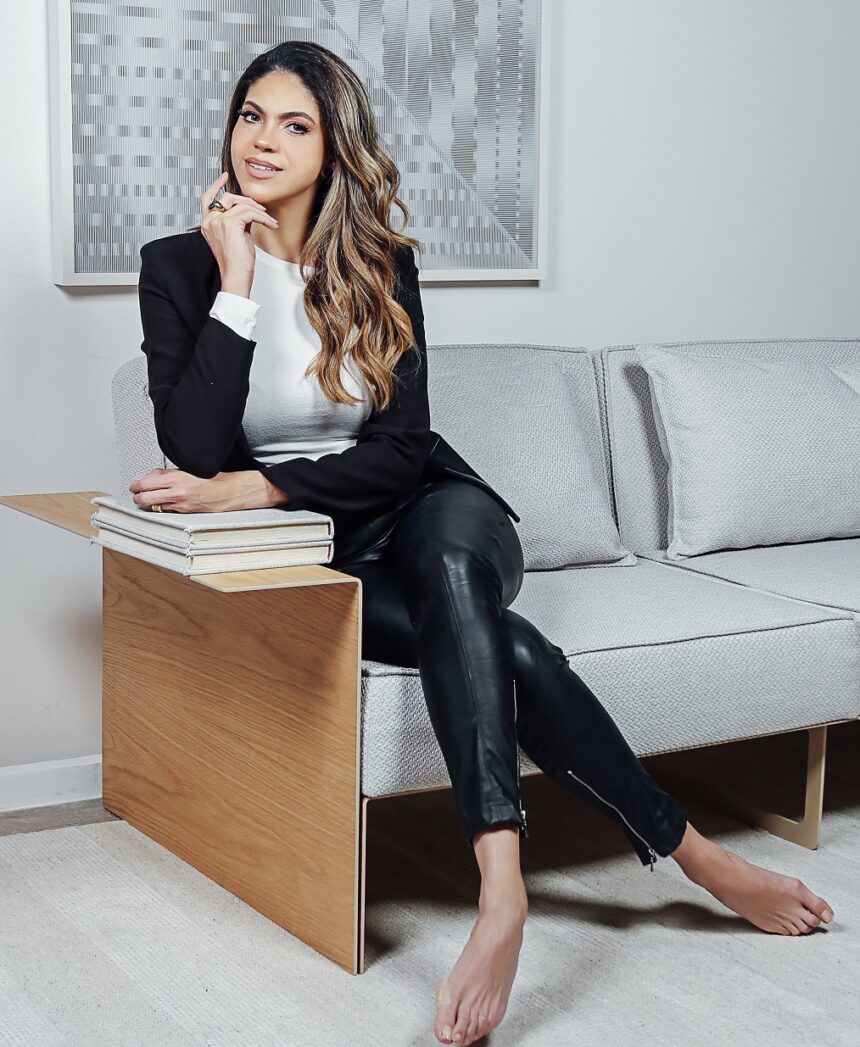 Arquiteta Natália Xavier confirma presença na mostra CASACOR/SC