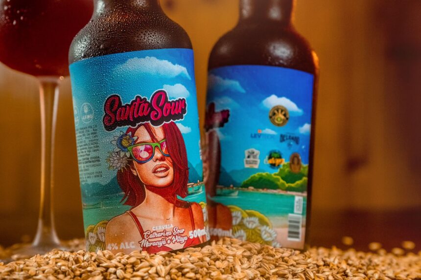 Balbúrdia Cervejeira lança a Santa Sour nesta quarta-feira (11) Balbúrdia Cervejeira lança a Santa Sour nesta quarta-feira (11)