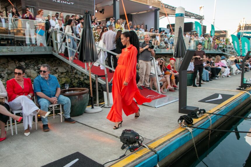 Desfile da Cosmopolitan Collection fez sucesso na Marina Itajaí