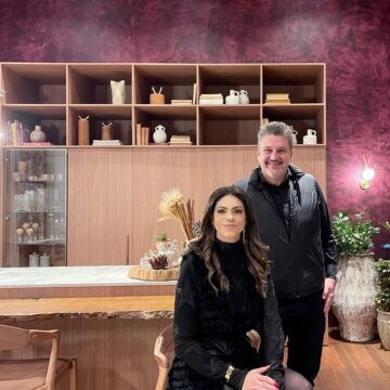 Natália Xavier recebe convidados em seu ambiente na CASACOR SC