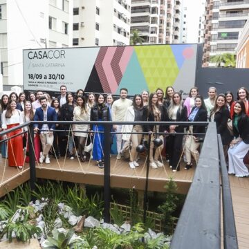 Tour de arquitetos e decoradores movimenta ambiente da Reveev na CASACOR SC
