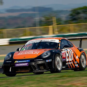 Carlos Renaux disputa a final da Porsche Cup após vitória em Goiânia, e com formação de trio inédita