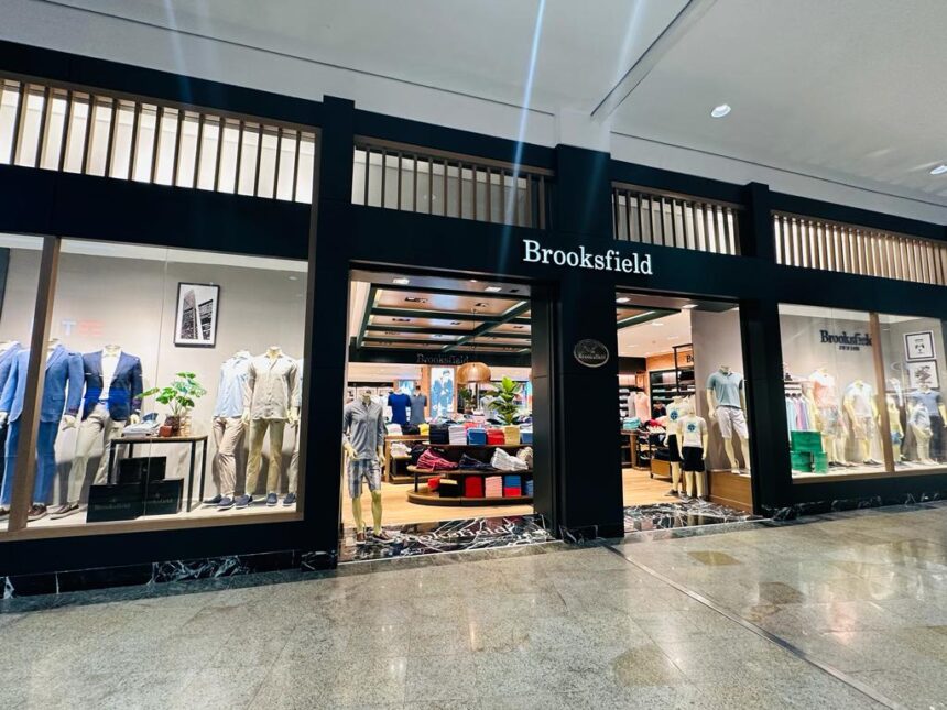 Grife masculina Brooksfield inaugura loja no Neumarkt Shopping