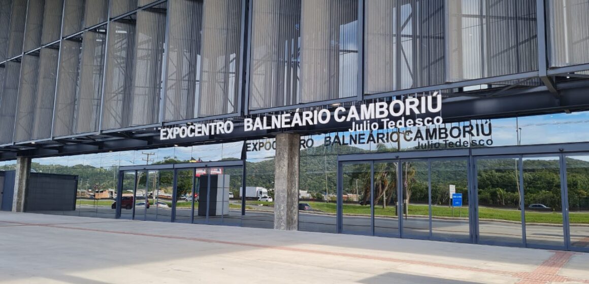 Expocentro Balneário Camboriú Júlio Tedesco comemora 6 meses de funcionamento