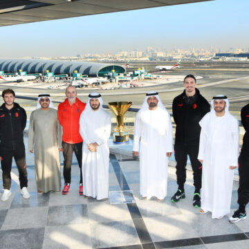 Emirates e AC Milan renovam parceria que começou em 2007 Emirates e AC Milan renovam parceria que começou em 2007