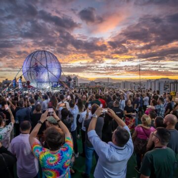 Mirage Circus bate recorde em Florianópolis com globo da morte