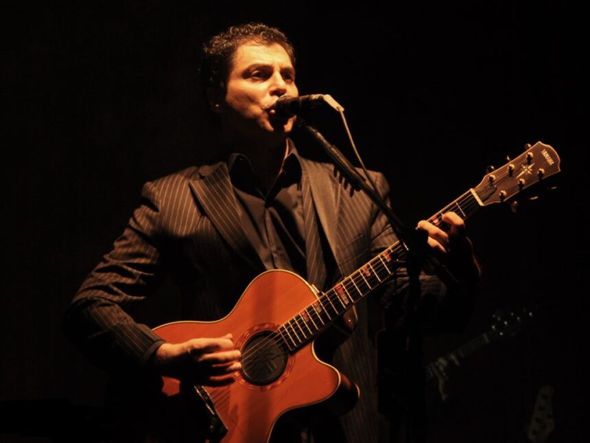 Hard Rock Cafe Florianópolis apresenta noite especial com show do Frejat