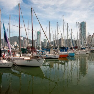 Marina abre vagas para barcos visitantes da The Ocean Race em Itajaí