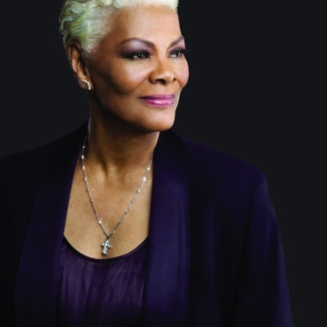 Diva Dionne Warwick faz última apresentação no Brasil