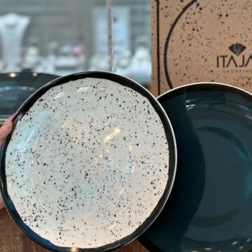 Campanha de Dia das Mães presenteia clientes do Itajaí Shopping com kit exclusivo de pratos