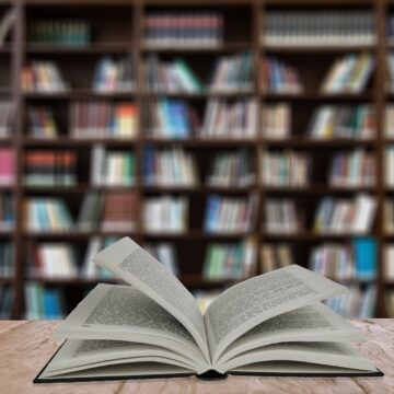 Estúdio de design de Chapecó indica cinco livrarias para conhecer no mundo (tem uma perto de você!)