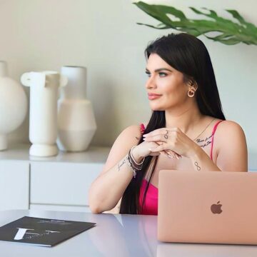 Corretora de imóveis catarinense se destaca em vendas e passa a treinar colegas de profissão