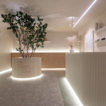 Parceria entre a Iost Arquitetura e a marca Mels Brushes traz fluidez e suavidade para a Casacor SC 2023