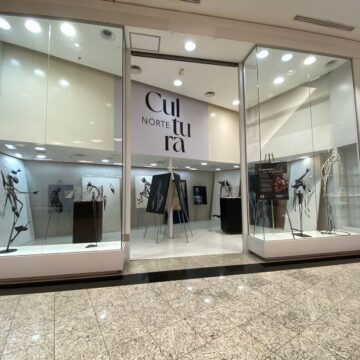 Exposição do artista Jean Tomedi no Norte Shopping celebra o corpo humano