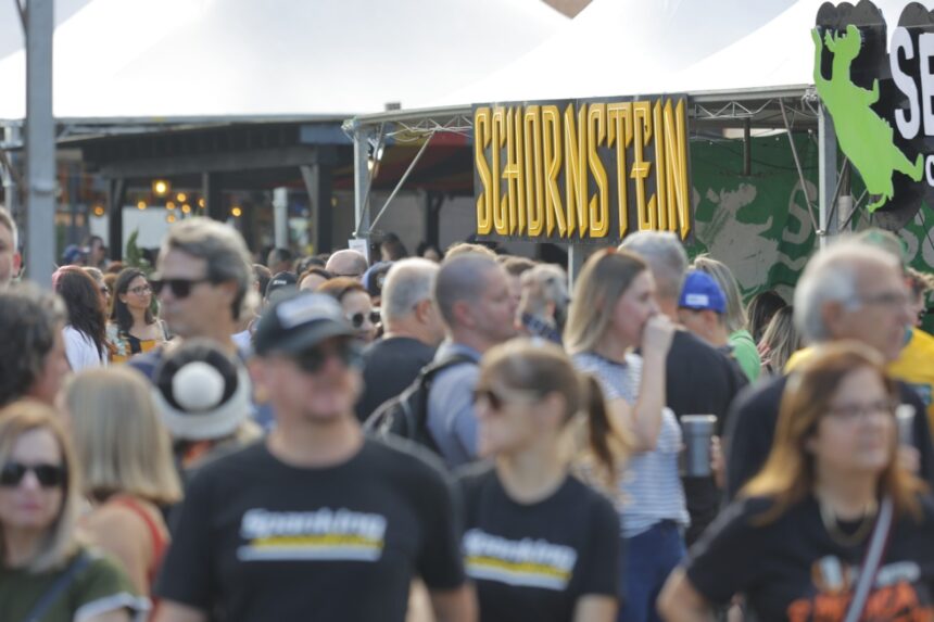Schornstein Festival reúne 15 mil pessoas em dois dias de festa em Pomerode