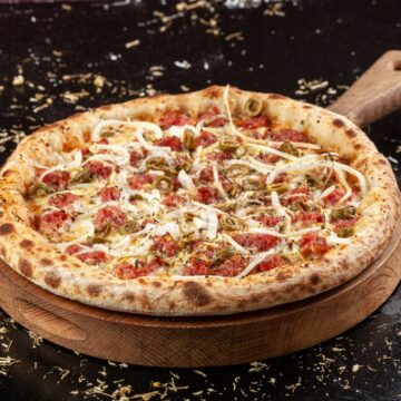 Forneria celebra aniversário com pizza exclusiva para Blumenau Forneria celebra aniversário com pizza exclusiva para Blumenau