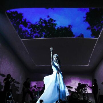 Marisa Monte fecha agenda do ano com tour Portas, retornando a Santa Catarina