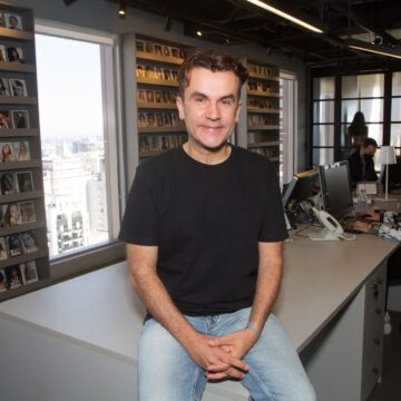 Empresário de estrelas revela trajetória inspiradora em novo livro