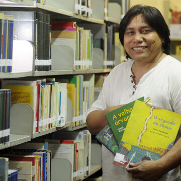 Ator indígena de “Terra e Paixão” concorre à uma cadeira na Academia Brasileira de Letras