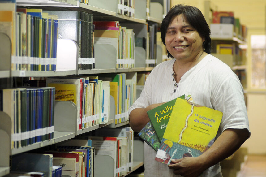 Ator indígena de “Terra e Paixão” concorre à uma cadeira na Academia Brasileira de Letras