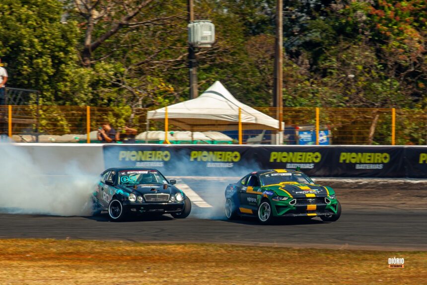 Campeonato Brasileiro de Drift acontece pela primeira vez no Parque Beto Carrero World