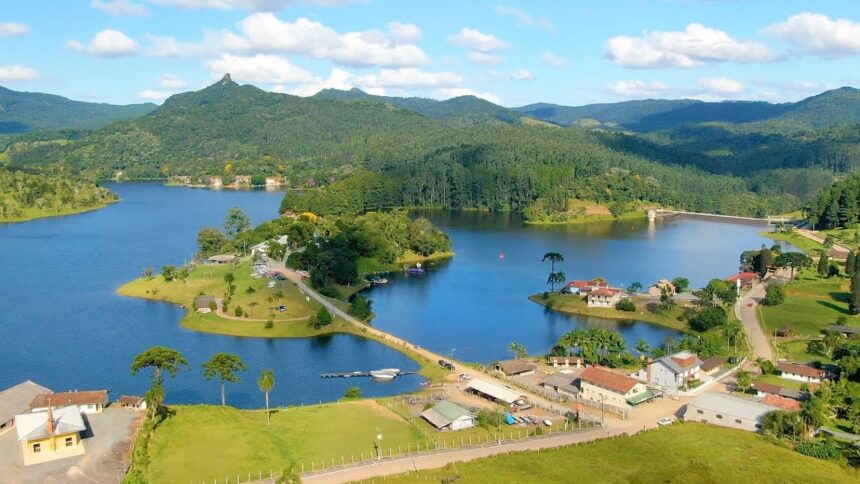 Rio dos Cedros potencializa ações para profissionalizar turismo náutico Rio dos Cedros potencializa ações para profissionalizar turismo náutico