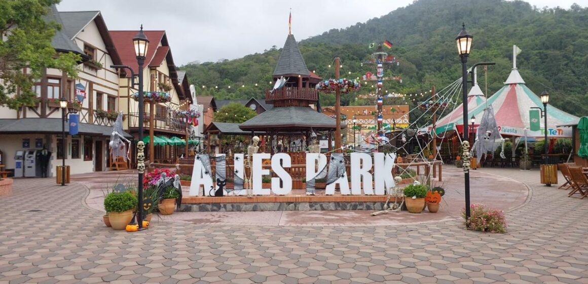 Alles Park se transforma para o Halloween