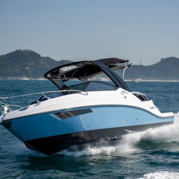 Barco tecnológico com motores controlados por App estará em exposição pela primeira vez em Santa Catarina Barco tecnológico com motores controlados por App estará em exposição pela primeira vez em Santa Catarina