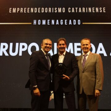 Empresário Jaimes Almeida Junior é homenageado pelo LIDE Santa Catarina