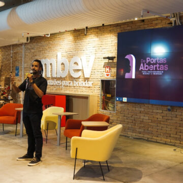 Evento promovido pela Ambev para profissionais negros tem inscrições abertas para Florianópolis e Blumenau