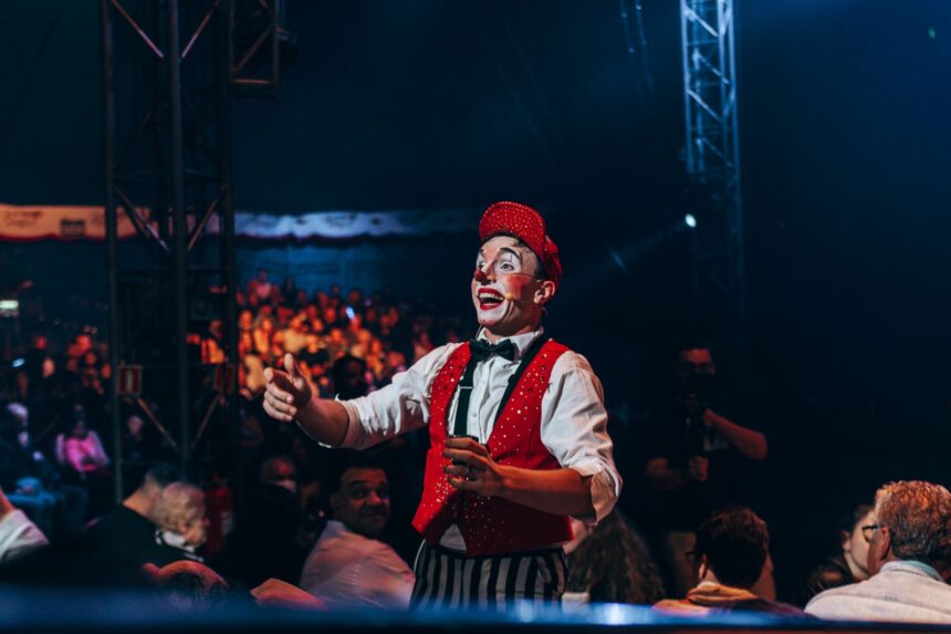 Mirage Circus recebe mais de 50 mil pessoas no 1º mês em Balneário Camboriú