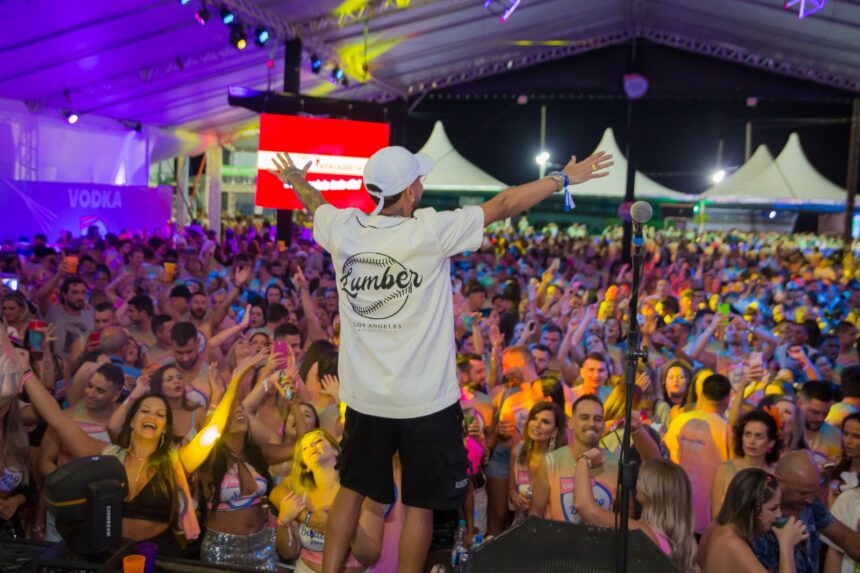 Camarote Swing & Balada promete brilhar na avenida neste Carnaval