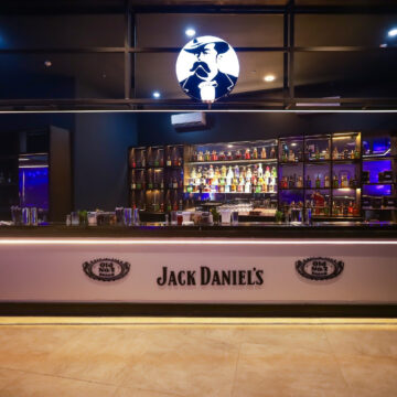 Spell26, em Blumenau, firma parceria com a marca de whiskey Jack Daniel’s